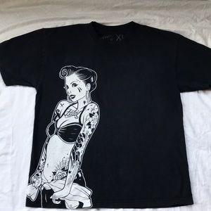 2 Fatal graphic Tee